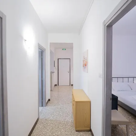 Spacious And Bright 3br Family شقة